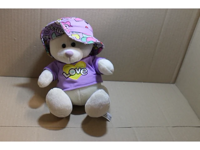 Knuffel zie foto - afbeelding 5 van  7