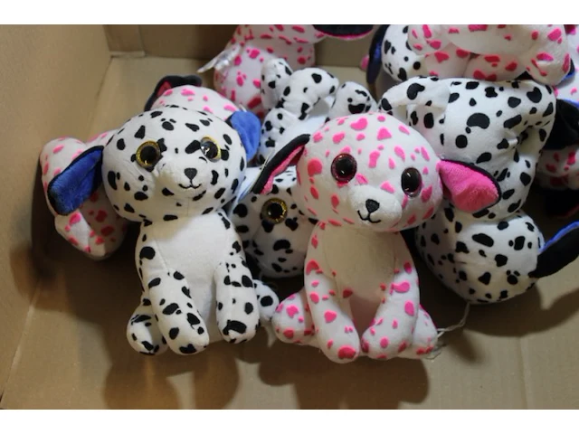 Knuffelt hondje 2x - afbeelding 1 van  7