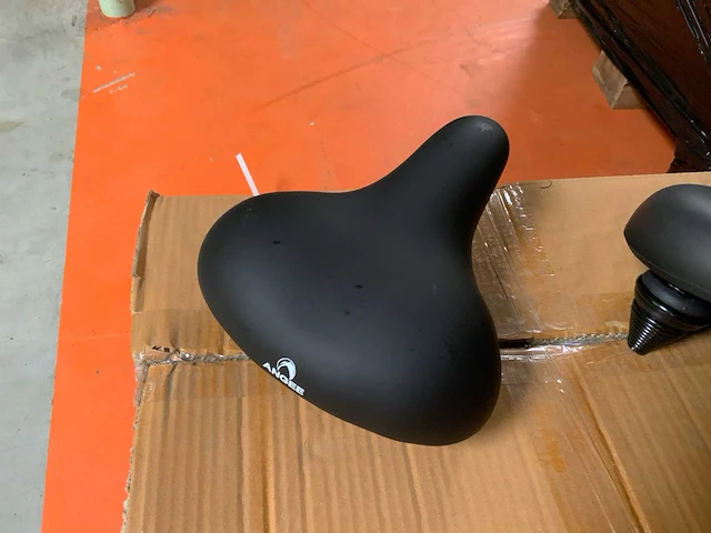 Knus fiets zadels (6000x) - afbeelding 15 van  18