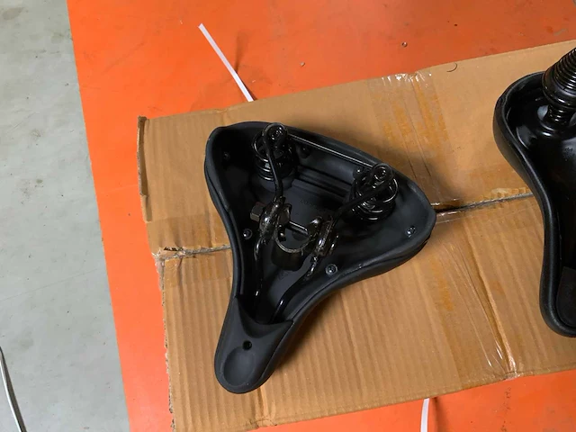 Knus fiets zadels (6000x) - afbeelding 17 van  18