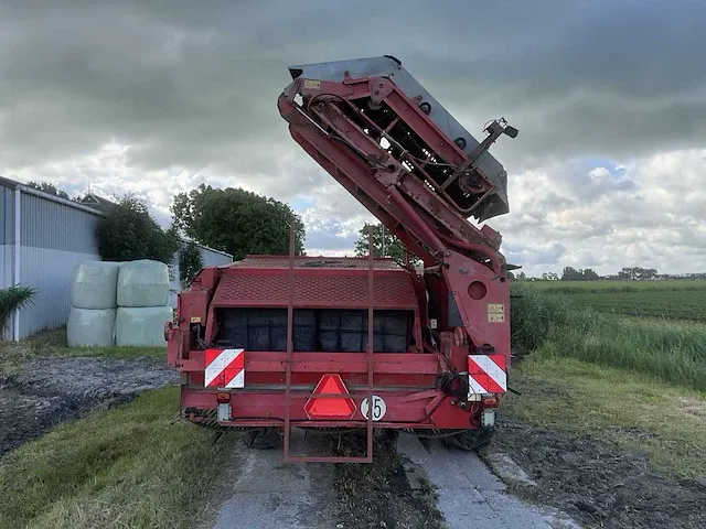 Knverland / underhaug - un2600 - aardappelrooier - 2002 - afbeelding 34 van  36