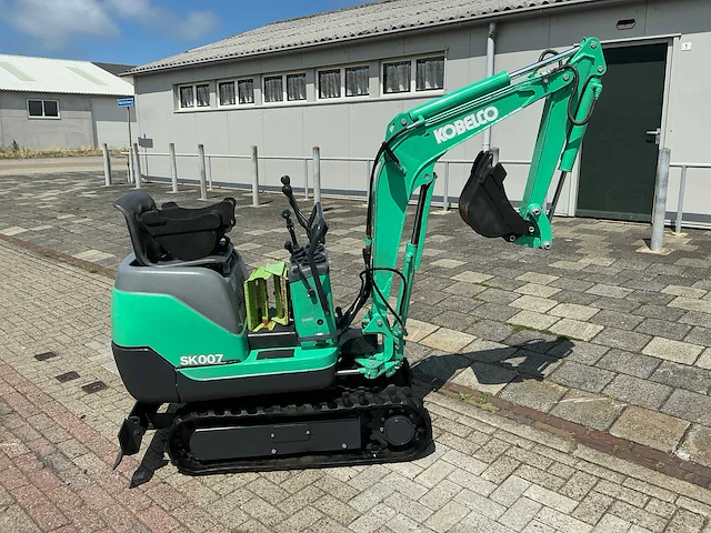 Kobelco sk007 minigraafmachine - afbeelding 4 van  20
