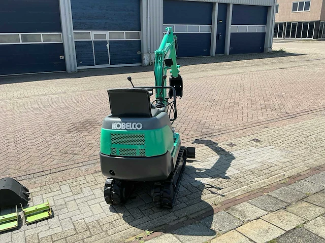 Kobelco sk007 minigraafmachine - afbeelding 16 van  20