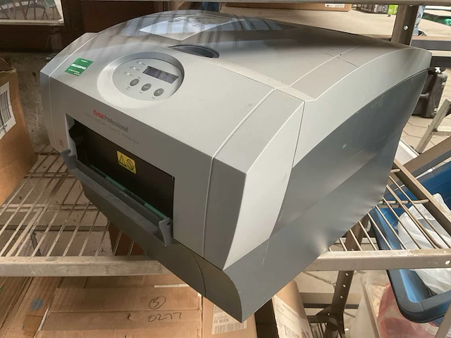 Kodak 9810 professional digital photo printer - afbeelding 3 van  6