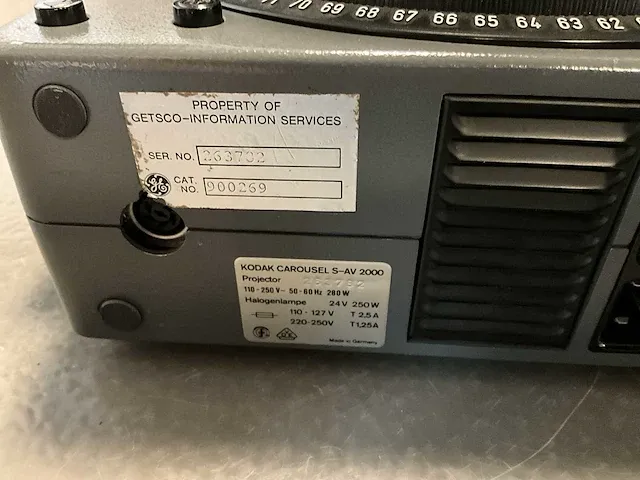 Kodak carousel s-av 2000 dia projector - afbeelding 7 van  9