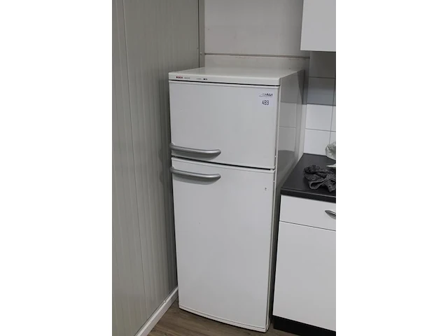 Koel- / vries-combinatie bosch. hoogte 140 cm. - afbeelding 2 van  2