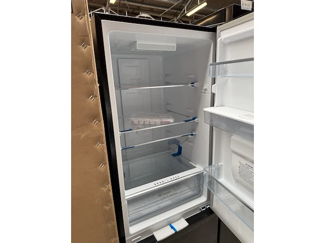 Koel-vriescombinatie 231 liter chiq, fbm228ne4de - afbeelding 4 van  5