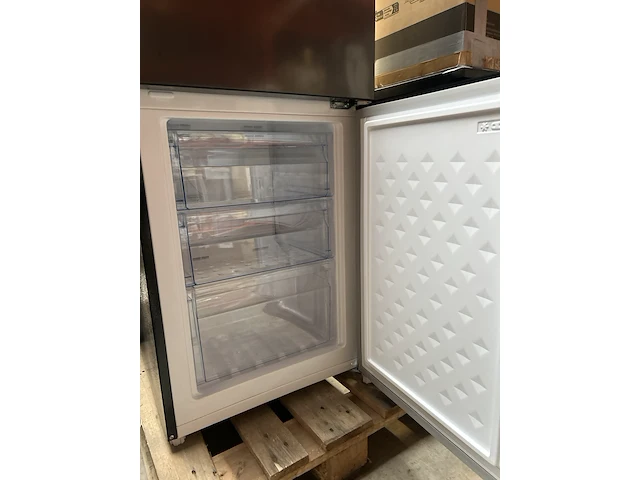 Koel-vriescombinatie 231 liter chiq, fbm228ne4de - afbeelding 9 van  9
