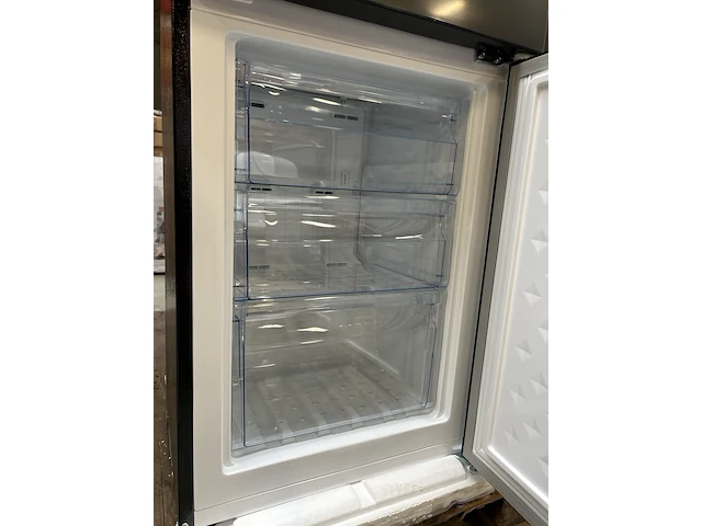 Koel-vriescombinatie 231 liter chiq, fbm228ne4de - afbeelding 9 van  10