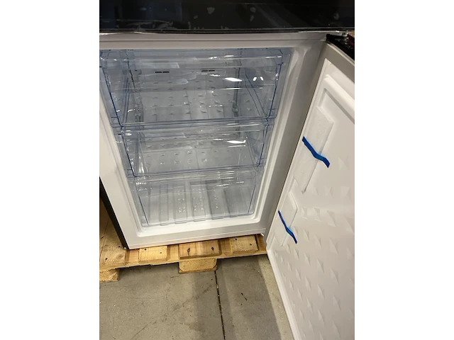 Koel-vriescombinatie 231 liter chiq, fbm228ne4de - afbeelding 2 van  10