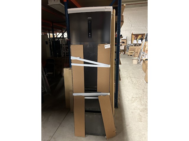 Koel-vriescombinatie 282 liter chiq, cid282neibe - afbeelding 1 van  5