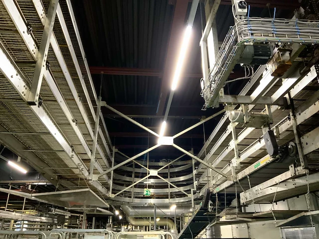Koelbaan 200 meter met koeltunnel en wisselstation - afbeelding 22 van  27