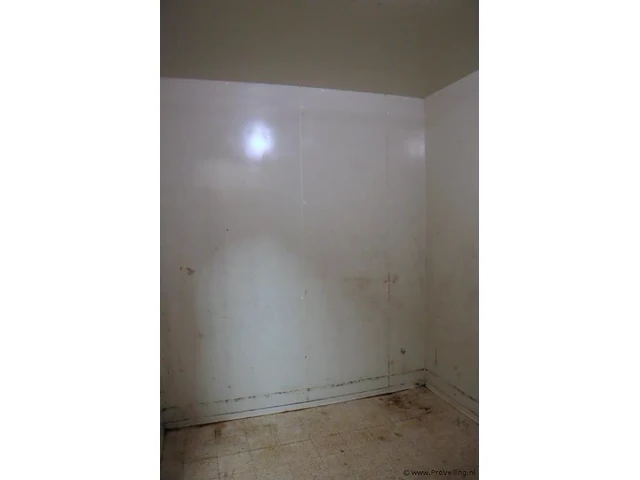 Koelcel - 350x210x240cm (binnenmaat) & 370x230x250cm (buitenmaat) - afbeelding 9 van  10