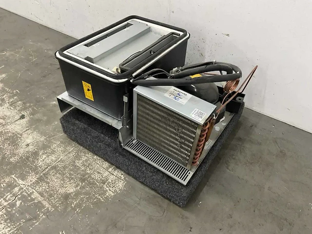 Koelcompressor - afbeelding 1 van  4