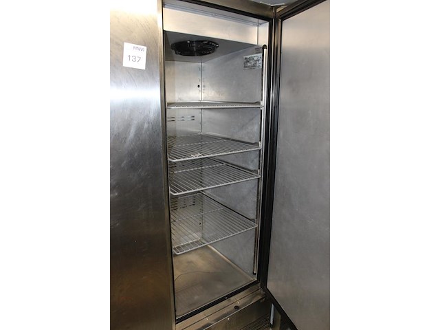 Koeling forster type ep700hu. afmeting 70 x 83 x 195 cm. staat in kelder en dient door uzelf naar boven get... - afbeelding 3 van  3