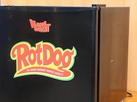 Koelkast met opdruk "rotdog by hans worst" - afbeelding 1 van  4