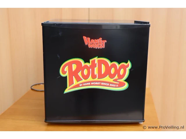Koelkast met opdruk "rotdog by hans worst" - afbeelding 2 van  4