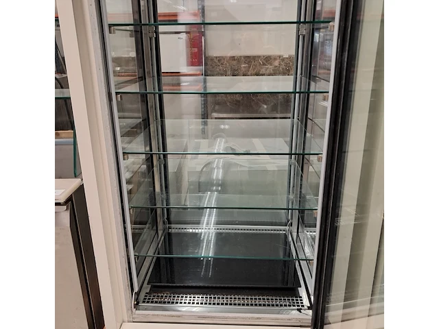 Koelvitrine/ gebaksvitrine, isa cristal tower, wit - afbeelding 3 van  9