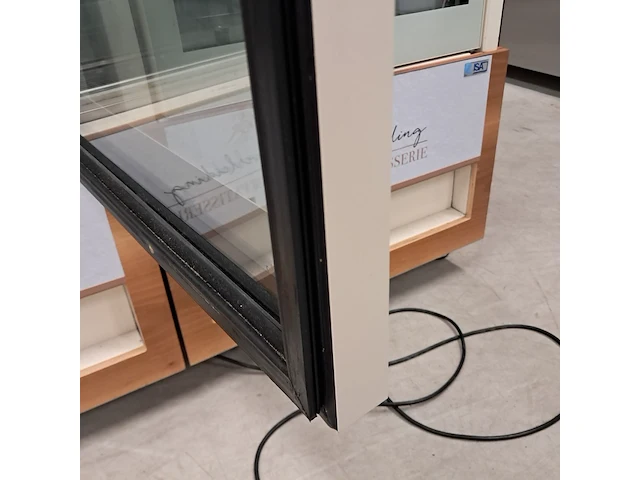 Koelvitrine/ gebaksvitrine, isa cristal tower, wit - afbeelding 5 van  9