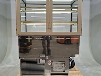 Koelvitrine, metos