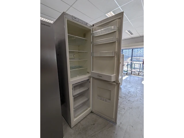 Koel/vries combinatie bosch no frost, kgn39x00, wit - afbeelding 2 van  6