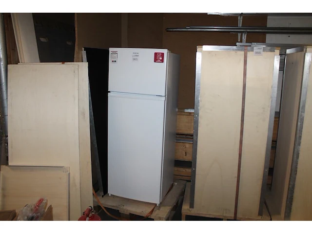 Koelvriescombinatie inventum type k41430, afmeting 143 cm x 55 cm x 55 cm. nieuw in transportkist - afbeelding 1 van  3