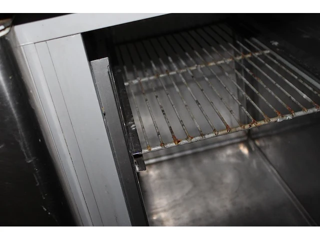 Koelwerkbank avinoc thryn met 3 deuren. afmeting 184 x 70 x 92 cm. - afbeelding 3 van  3