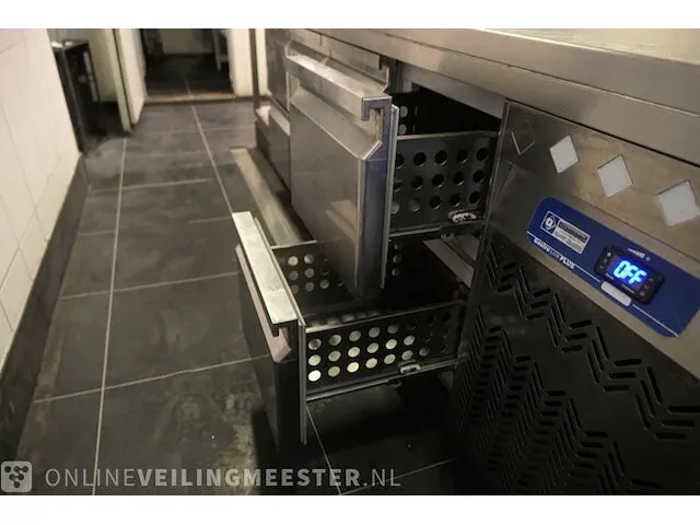 Koelwerkbank met dubbele spoelbak diamond, gastro line plus - afbeelding 8 van  11