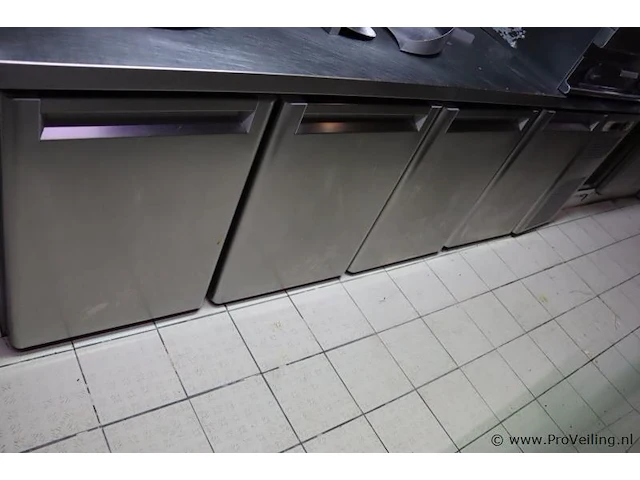 Koelwerkbank, rvs - 230x70x71cm - afbeelding 1 van  3