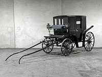 Koets berline klassieke paardenkoets - afbeelding 12 van  34