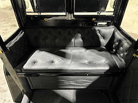 Koets berline klassieke paardenkoets - afbeelding 25 van  34