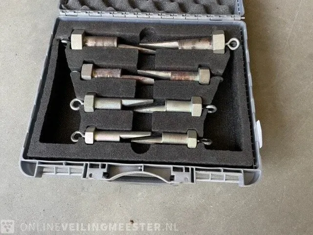 Koffer met flange alignment pins handsfreebolting.com, s - afbeelding 1 van  5