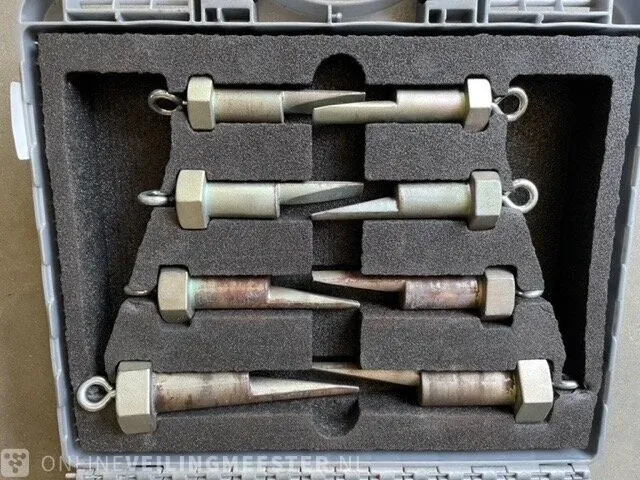 Koffer met flange alignment pins handsfreebolting.com, s - afbeelding 2 van  5