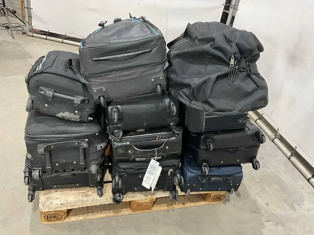 Koffers met onbekende inhoud - afbeelding 5 van  5