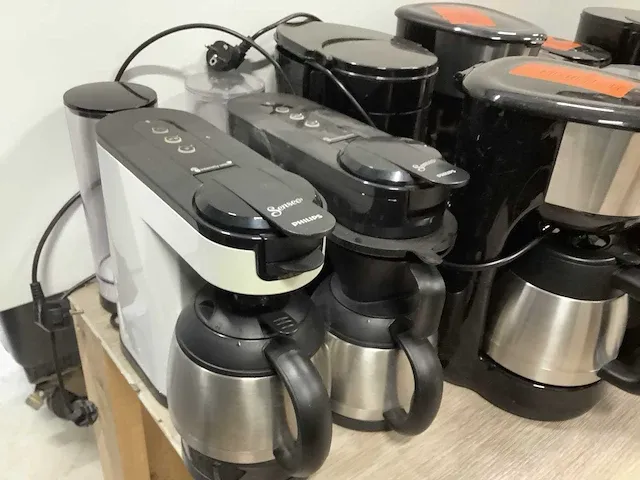 Koffie- & espressomachines van o.a philips, tefal en braun (12x) - afbeelding 4 van  6