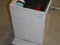 Koffieapparaat senseo en waterkoker in draagbare houten kist. - afbeelding 2 van  3