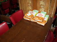 Koffiebonen in vijf zakken pelican rouge fleuve. - afbeelding 1 van  2