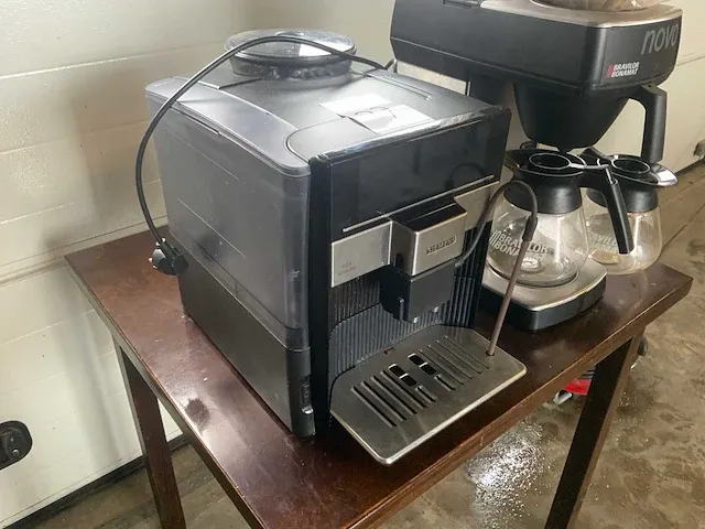 Koffiemachine (2x) - afbeelding 2 van  5