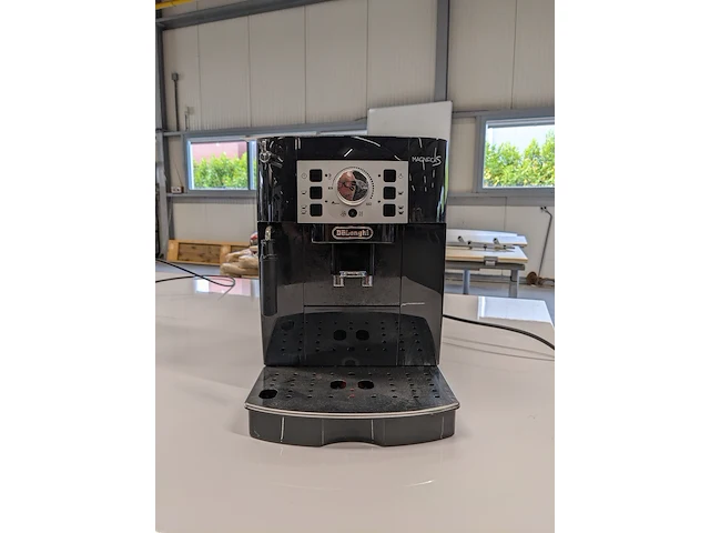 Koffiemachine delonghi, magnifica s - afbeelding 2 van  5