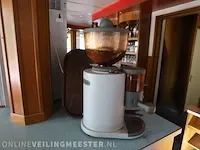 Koffiemachine en bonenmolen sm, espresso - afbeelding 4 van  6