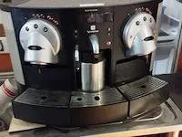 Koffiemachine nespresso nespresso - afbeelding 1 van  3