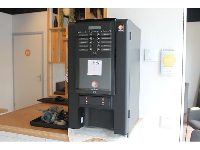 Koffiemachine vantienen mbio 1. bouwjaar 2020. - afbeelding 1 van  5