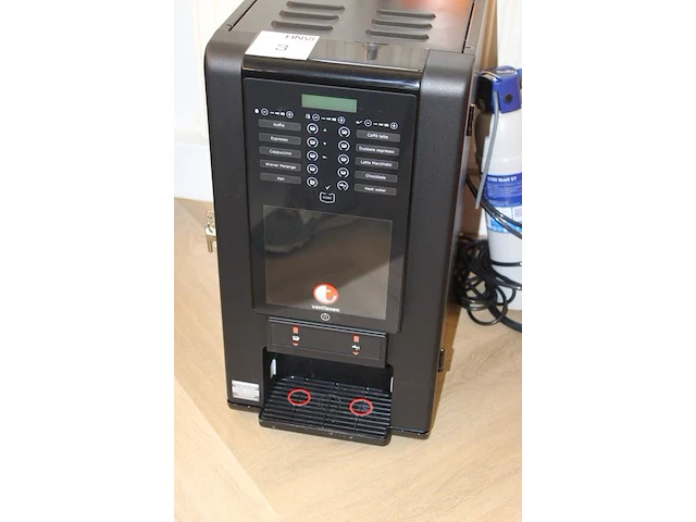 Koffiemachine vantienen mbio 1. bouwjaar 2020. - afbeelding 2 van  3