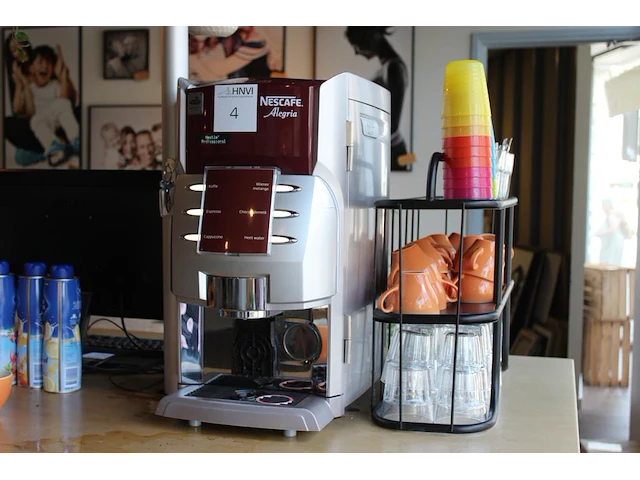 Koffiemachine vantienen mbio 1 met bouwjaar 2020. - afbeelding 1 van  4