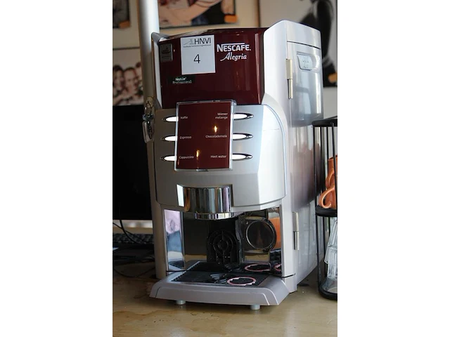 Koffiemachine vantienen mbio 1 met bouwjaar 2020. - afbeelding 2 van  4