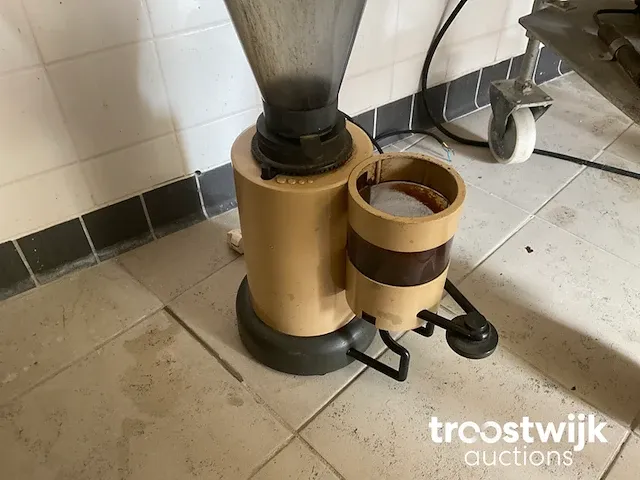 Koffiemolen - afbeelding 4 van  4