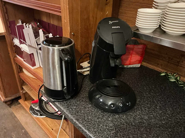Koffieservies en toebehoren - afbeelding 8 van  8