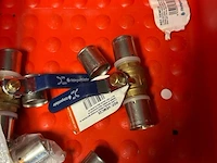 Kogelkraan pers 25x25 - partij - afbeelding 3 van  3