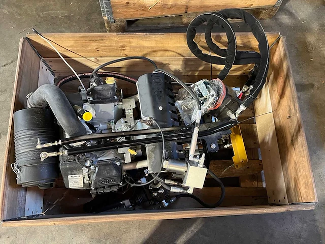 Kohler ech740-3059 motor met hydrauliek assemblage (2x) - afbeelding 2 van  8