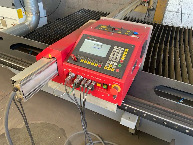 Koike - pnc-12 extreme - plasmasnijmachine met hypertherm powermax 125 - afbeelding 2 van  52
